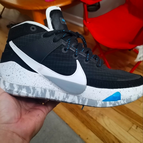 Timberland pro boots size 9.5W and Nike KD7 size 8US all of them worn once.. - Picture 1 of 2